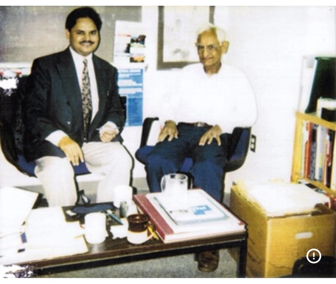Meeting with Dr Hargobind Khorana, Nobel Laureate in his office, MIT, Cambridge, USA 1995
